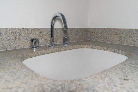 Apartamento à venda com 115m², 3 quartos e 2 vagasBanheiro Social Detalhe