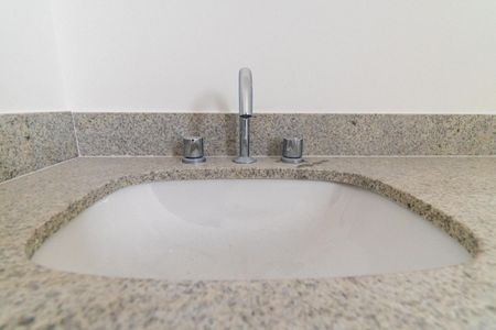 Apartamento à venda com 115m², 3 quartos e 2 vagasBanheiro da Suíte Detalhe