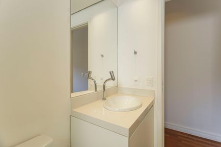 Apartamento à venda com 153m², 3 quartos e 3 vagas Apartamento à venda com 153m², 3 quartos e 3 vagasBanheiro da Suíte 3