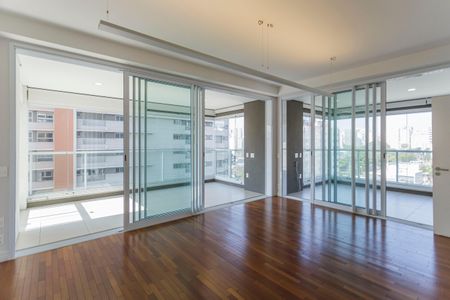 Sala de apartamento à venda com 3 quartos, 153m² em Vila Olímpia, São Paulo