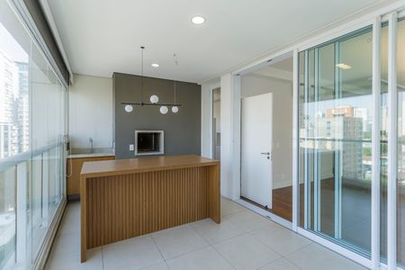 Varanda da Sala de apartamento à venda com 3 quartos, 153m² em Vila Olímpia, São Paulo