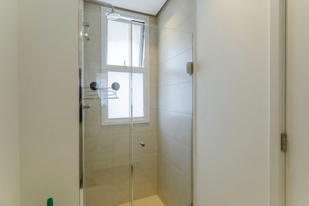 Apartamento à venda com 153m², 3 quartos e 3 vagas Apartamento à venda com 153m², 3 quartos e 3 vagasBanheiro da Suíte 1