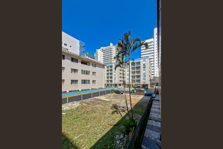 Studio para alugar com 28m², 1 quarto e 1 vaga Studio para alugar com 28m², 1 quarto e 1 vagaVista