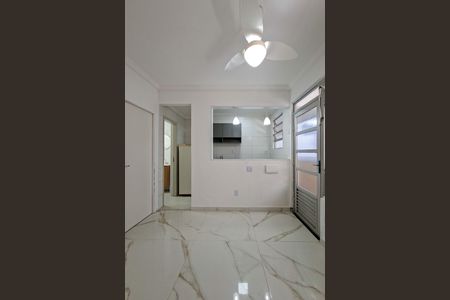 Studio para alugar com 28m², 1 quarto e 1 vaga Studio para alugar com 28m², 1 quarto e 1 vagaSala