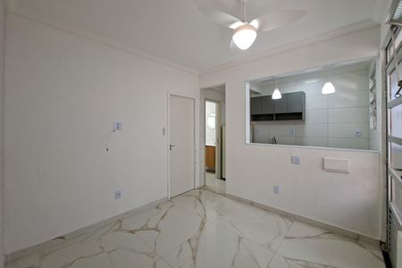 Sala de kitnet/studio para alugar com 1 quarto, 28m² em Aviação, Praia Grande