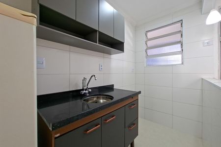 Studio para alugar com 28m², 1 quarto e 1 vaga Studio para alugar com 28m², 1 quarto e 1 vagaCozinha