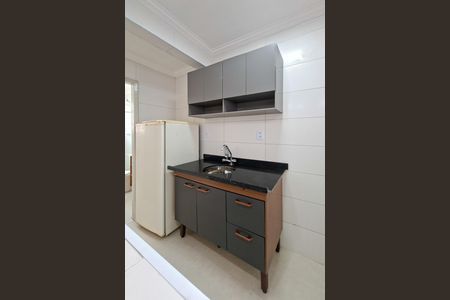 Studio para alugar com 28m², 1 quarto e 1 vaga Studio para alugar com 28m², 1 quarto e 1 vagaCozinha