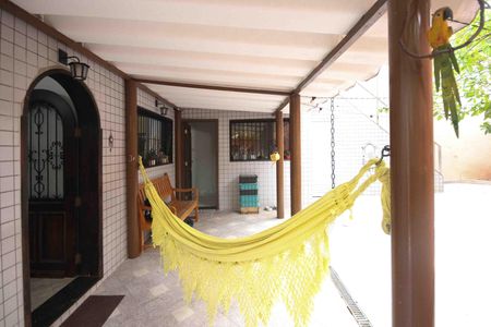 Casa à venda com 230m², 2 quartos e 3 vagasÁrea Externa