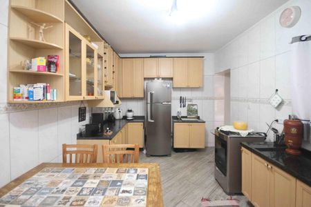 Casa à venda com 230m², 2 quartos e 3 vagasCozinha