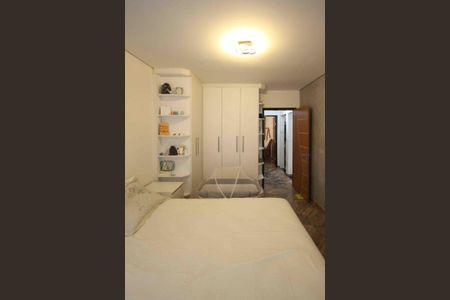 Casa à venda com 230m², 2 quartos e 3 vagasQuarto 2