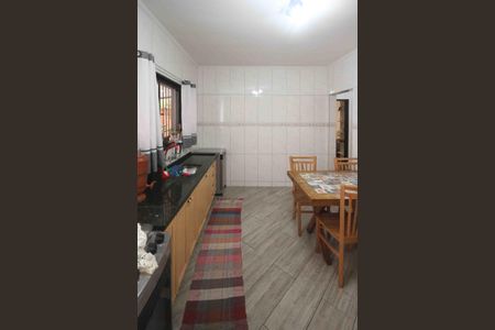 Casa à venda com 230m², 2 quartos e 3 vagasCozinha