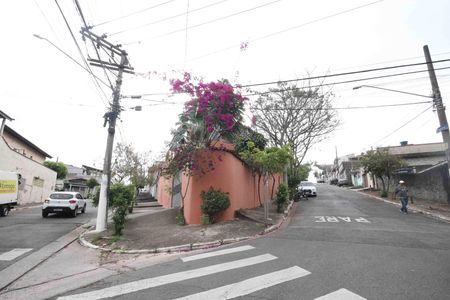 Casa à venda com 230m², 2 quartos e 3 vagasFachada