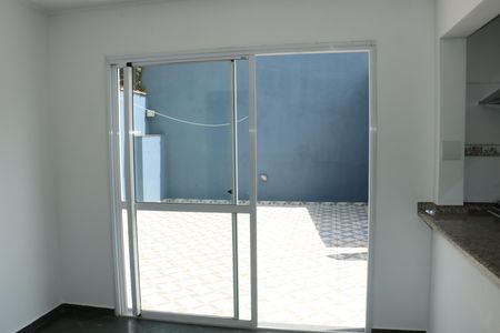 Casa de condomínio para alugar com 188m², 3 quartos e 3 vagasSala