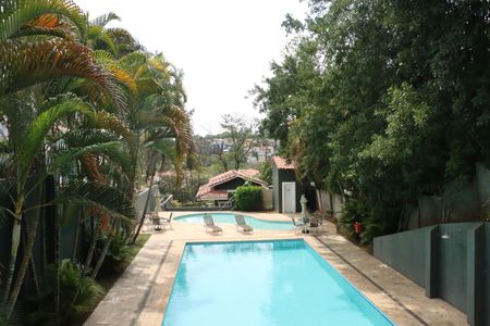 Casa de condomínio para alugar com 188m², 3 quartos e 3 vagasÁrea comum - Piscina