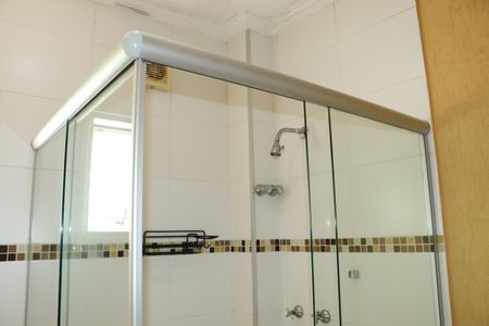 Casa de condomínio para alugar com 188m², 3 quartos e 3 vagasBanheiro 1