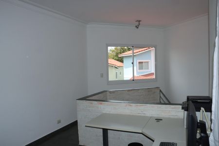 Casa de condomínio para alugar com 188m², 3 quartos e 3 vagasEscritório