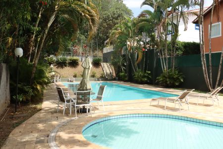 Casa de condomínio para alugar com 188m², 3 quartos e 3 vagasÁrea comum - Piscina