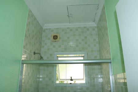 Casa de condomínio para alugar com 188m², 3 quartos e 3 vagasBanheiro 2