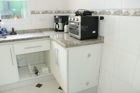 Casa de condomínio para alugar com 188m², 3 quartos e 3 vagasCozinha