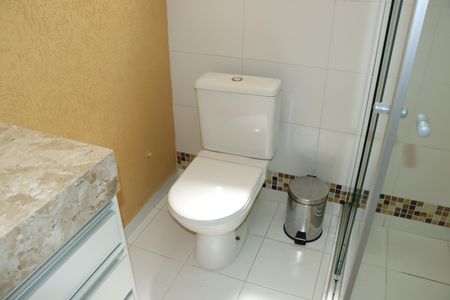 Casa de condomínio para alugar com 188m², 3 quartos e 3 vagasBanheiro 1