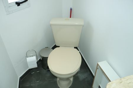 Casa de condomínio para alugar com 188m², 3 quartos e 3 vagasLavabo