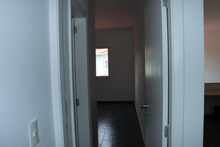 Casa de condomínio para alugar com 188m², 3 quartos e 3 vagasCorredor