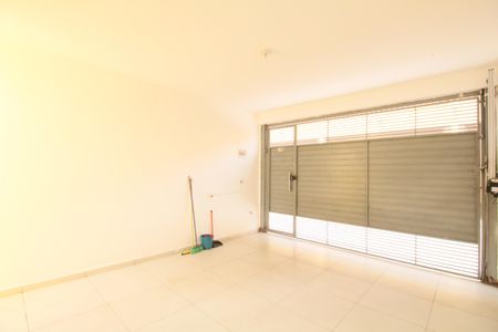 Casa de condomínio à venda com 74m², 2 quartos e 2 vagasGaragem