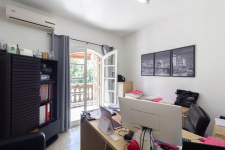 Casa à venda com 180m², 2 quartos e sem vagaQuarto 1