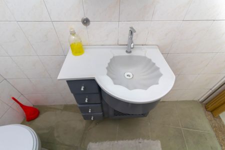 Casa à venda com 180m², 2 quartos e sem vagaBanheiro Social