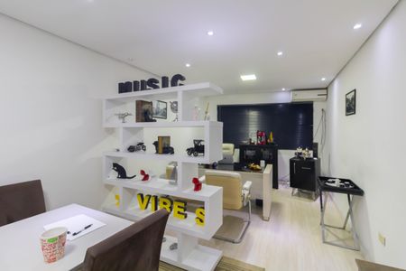 Casa à venda com 180m², 2 quartos e sem vagaQuarto 2