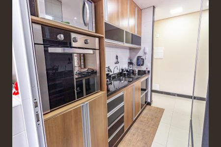 Apartamento à venda com 74m², 3 quartos e 2 vagasCozinha