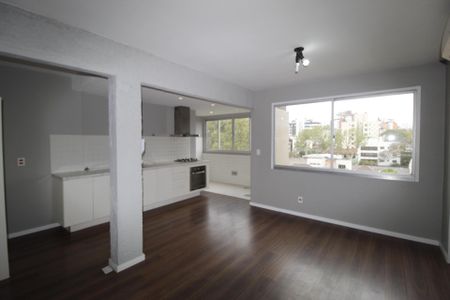 Sala de apartamento à venda com 2 quartos, 77m² em São João, Porto Alegre