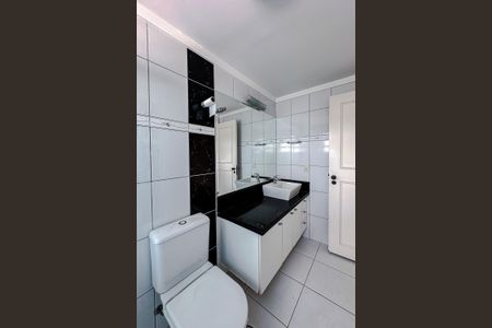 Apartamento para alugar com 138m², 3 quartos e 2 vagas Apartamento para alugar com 138m², 3 quartos e 2 vagasBanheiro da Suíte 1
