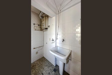 Apartamento para alugar com 138m², 3 quartos e 2 vagas Apartamento para alugar com 138m², 3 quartos e 2 vagasÁrea de Serviço