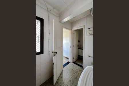 Apartamento para alugar com 138m², 3 quartos e 2 vagas Apartamento para alugar com 138m², 3 quartos e 2 vagasÁrea de Serviço