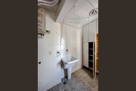 Apartamento para alugar com 138m², 3 quartos e 2 vagas Apartamento para alugar com 138m², 3 quartos e 2 vagasÁrea de Serviço