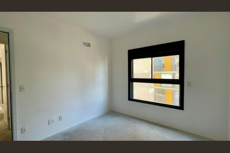 Apartamento à venda com 195m², 4 quartos e 3 vagasQuarto 2