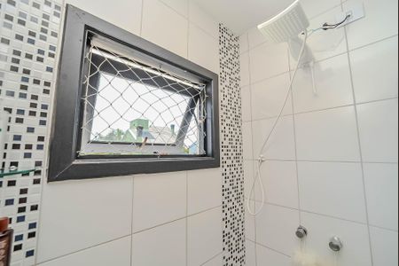 Casa para alugar com 243m², 2 quartos e 4 vagasBanheiro da Suíte 1