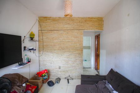 Casa para alugar com 60m², 1 quarto e 2 vagasSala