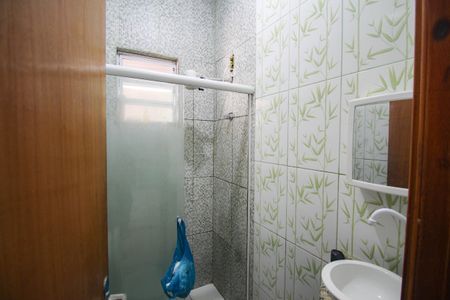 Casa para alugar com 60m², 1 quarto e 2 vagasBanheiro Social