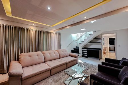 Sala de casa para alugar com 3 quartos, 250m² em Jardim Analia Franco, São Paulo