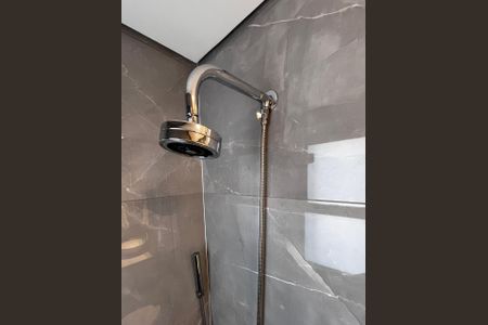 Apartamento à venda com 69m², 2 quartos e 1 vagaBanheiro Social