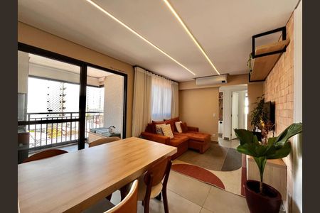 Apartamento à venda com 69m², 2 quartos e 1 vagaSala