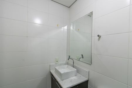 Apartamento à venda com 47m², 2 quartos e 1 vaga Apartamento à venda com 47m², 2 quartos e 1 vagaBanheiro