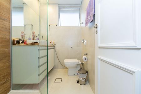 Apartamento à venda com 140m², 4 quartos e 2 vagasBanheiro