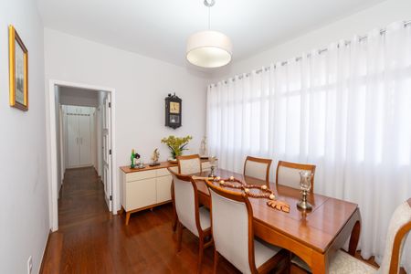 Apartamento à venda com 140m², 4 quartos e 2 vagasSala