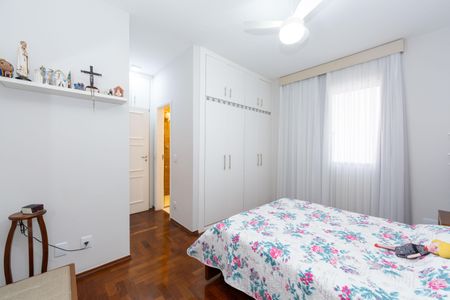 Apartamento à venda com 140m², 4 quartos e 2 vagasSuíte