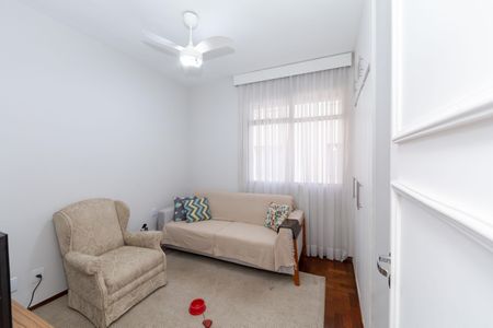 Apartamento à venda com 140m², 4 quartos e 2 vagasQuarto 2