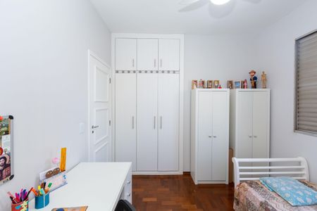 Apartamento à venda com 140m², 4 quartos e 2 vagasQuarto 1