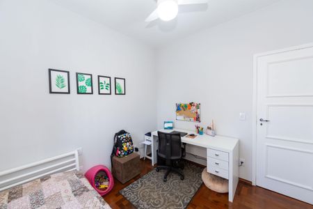 Apartamento à venda com 140m², 4 quartos e 2 vagasQuarto 1